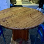 Large Scandinavian pine table - 6 chairs