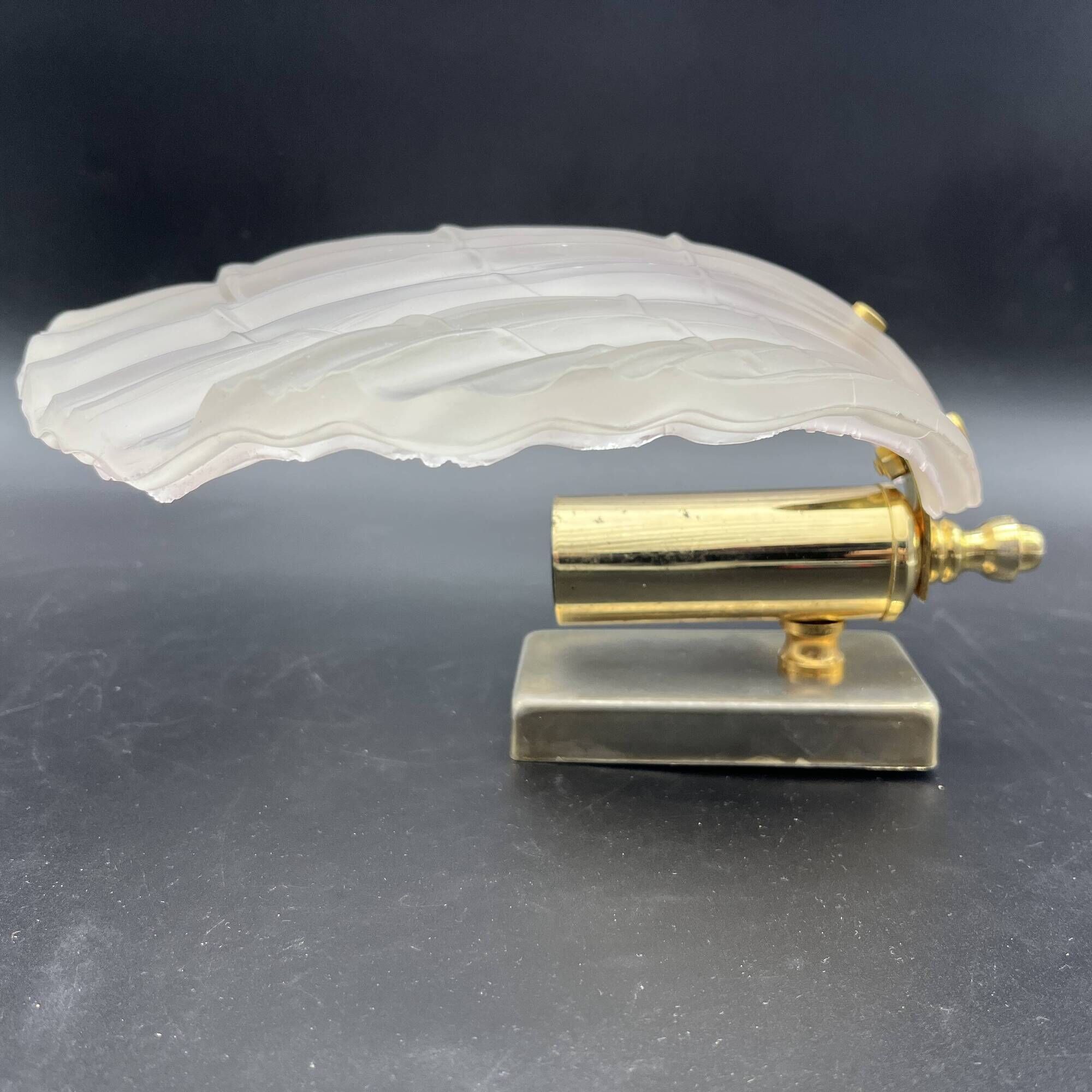 Vintage shell wall light in pink pressed glass and gold steel