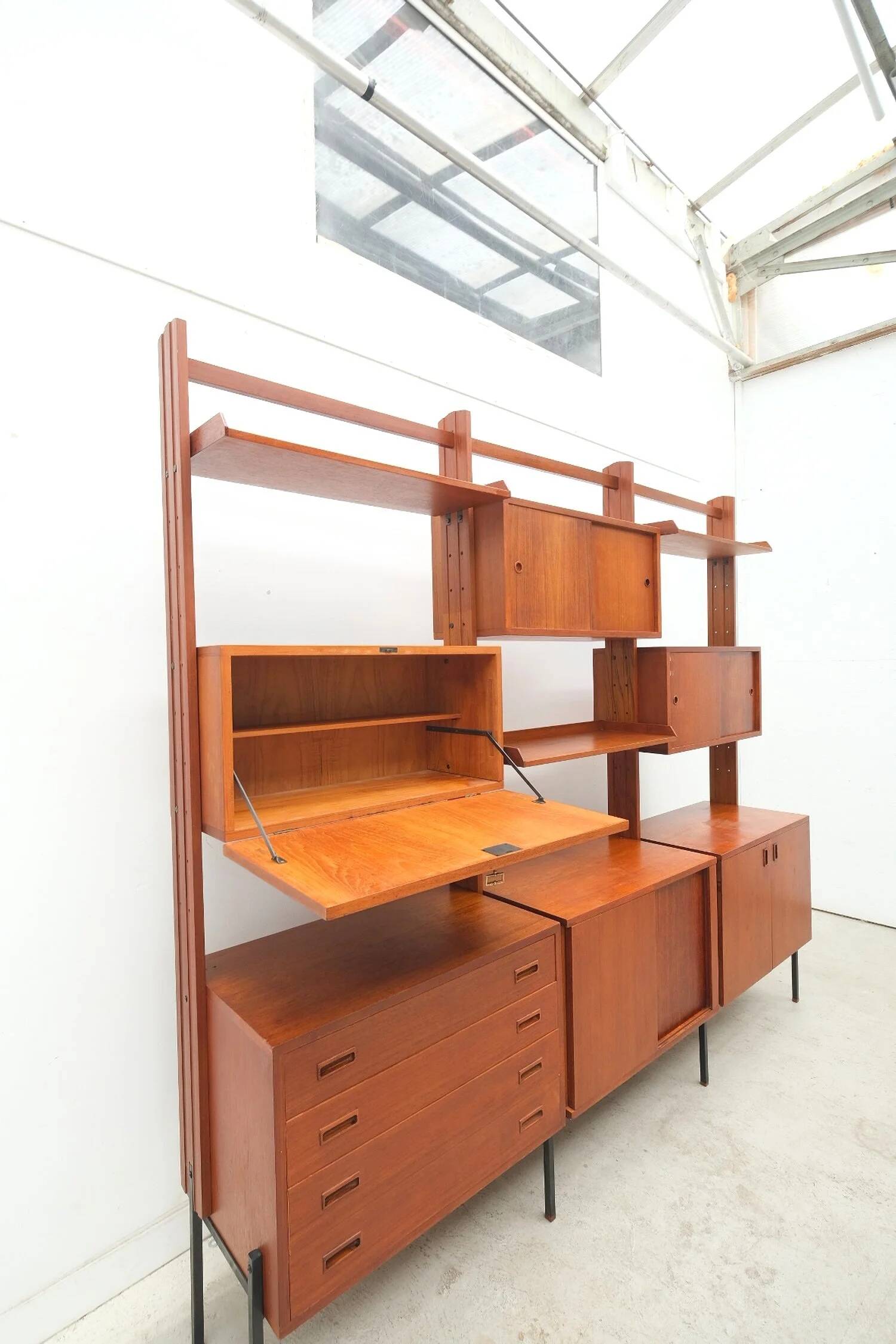 Teak and metal bookcase, Italy 1960