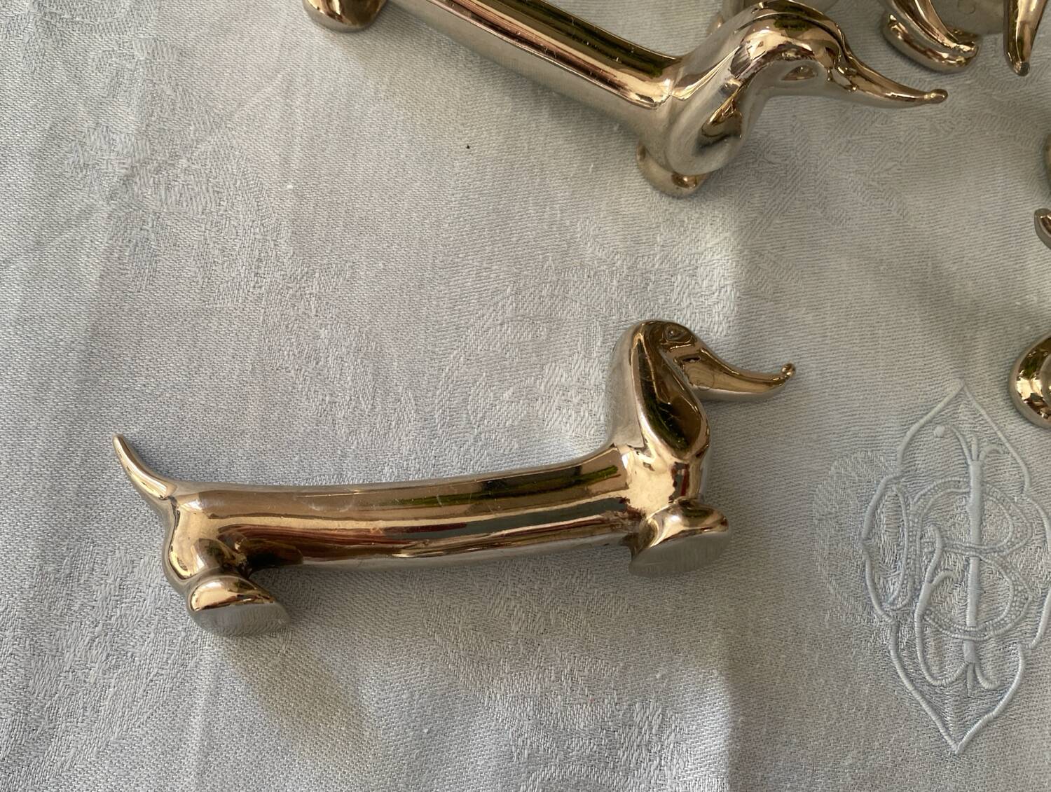 Set of 6 vintage V. Bugatti dachshund knife holders