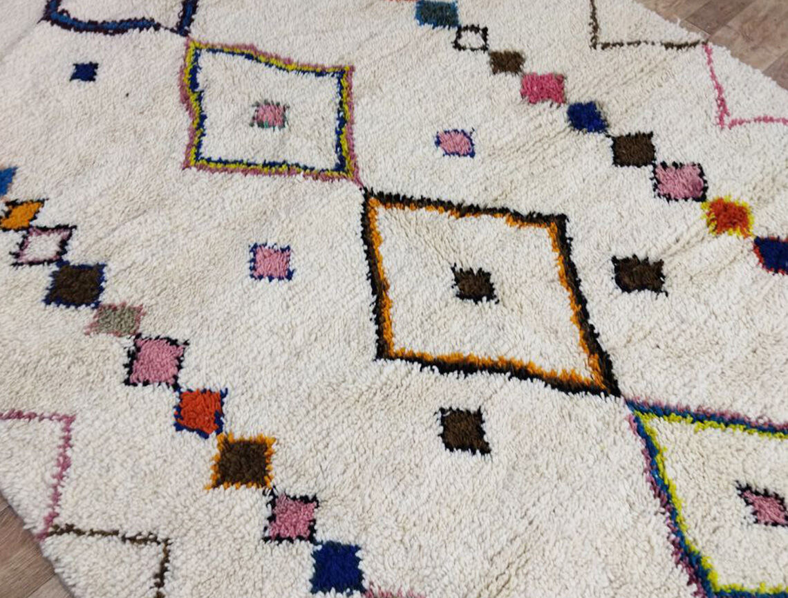 Moroccan carpet 310x190cm