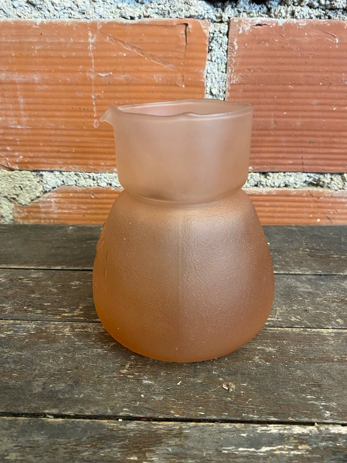 Pichet Carafe Eau De Nuit Verre Moulé Rose Vintage #D775