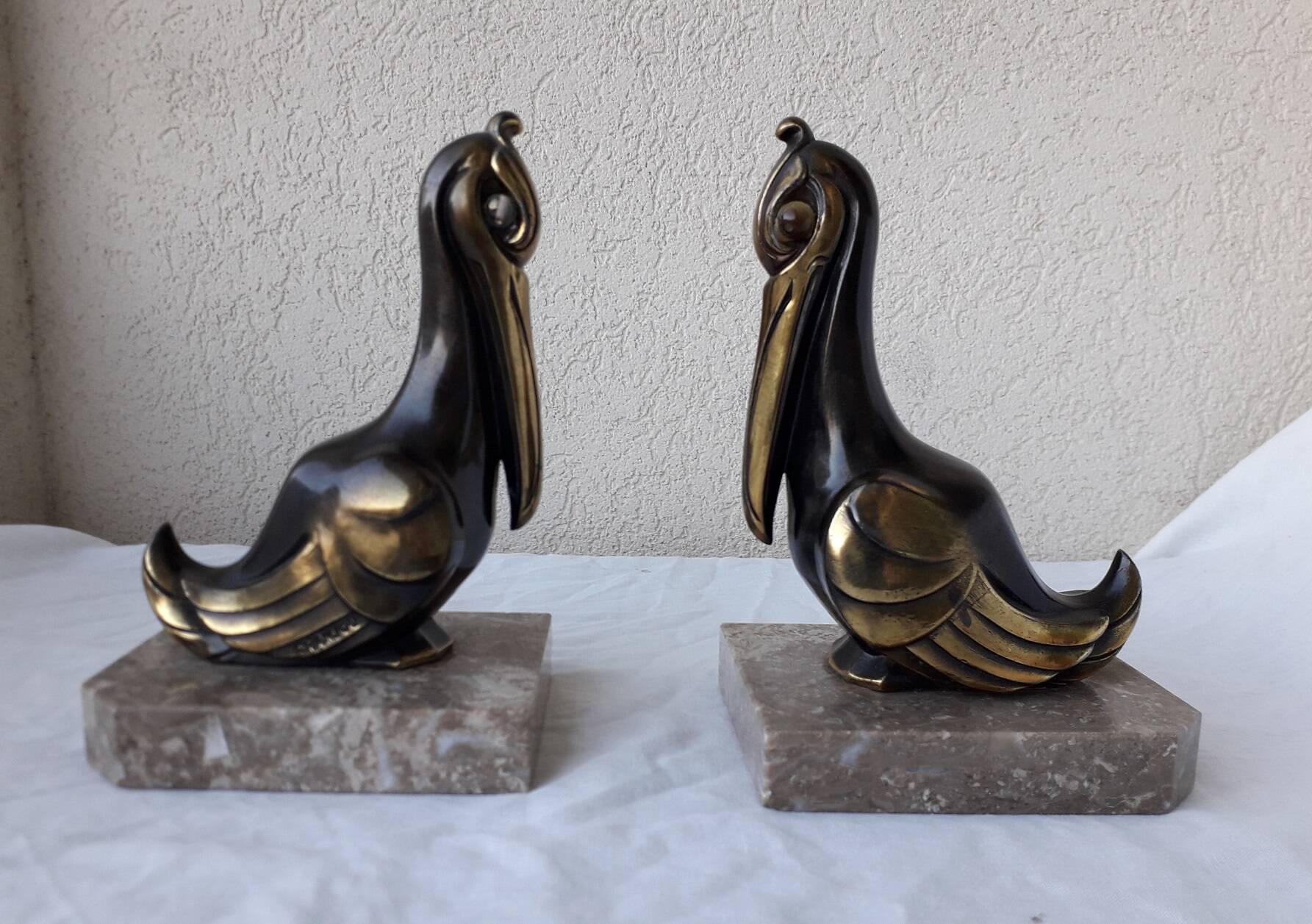 Pelican bookends Franjou