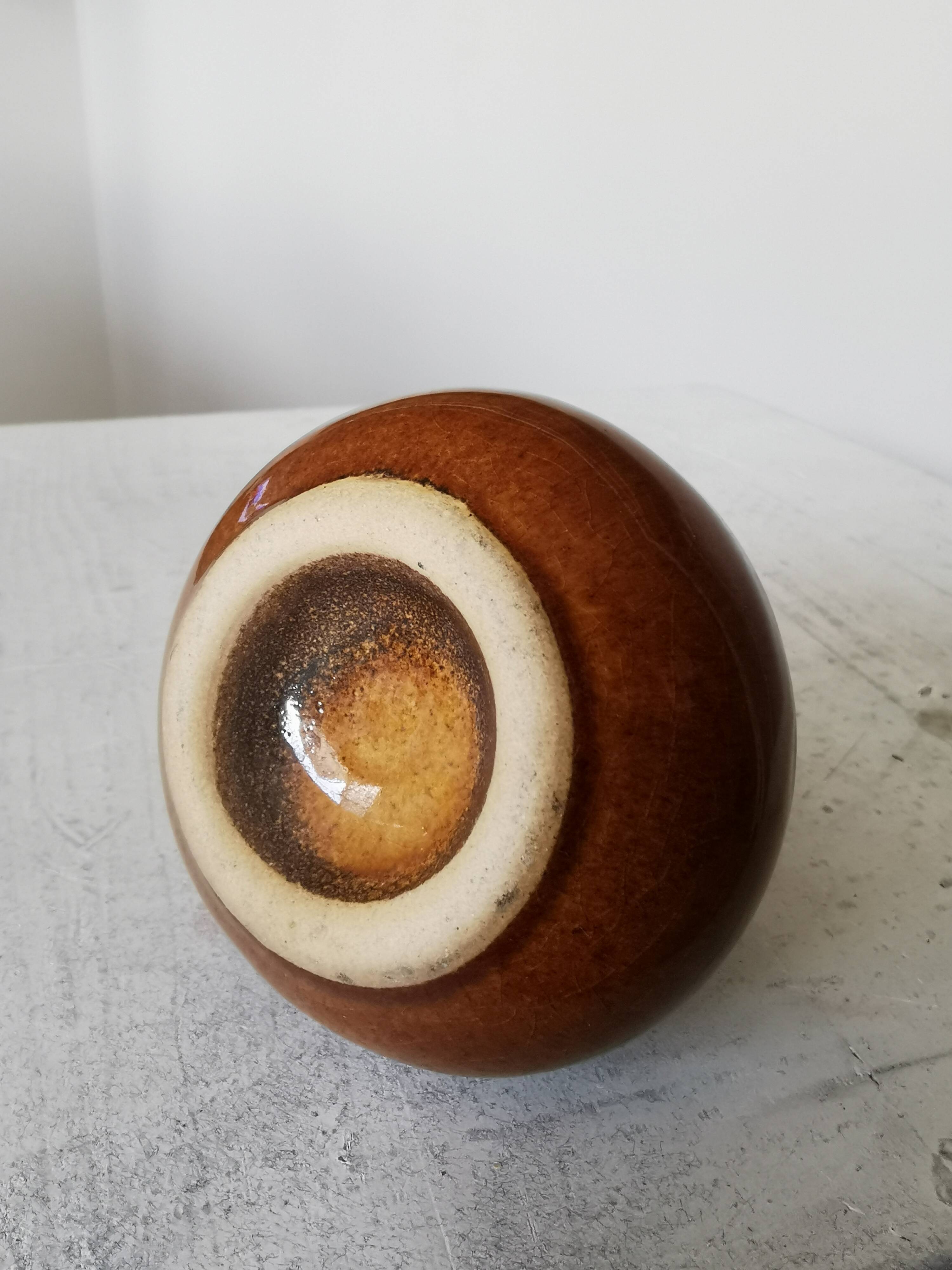 Vase vintage en céramique brune : décoration bohème yougoslave des années 1970