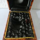 ancien coquetier avec cuillère