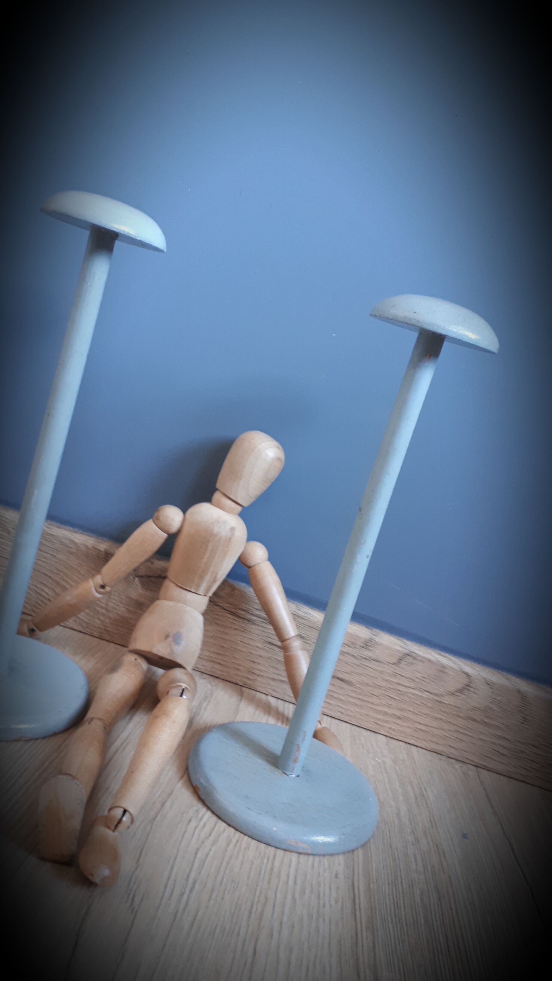 old hat holder (mint green)