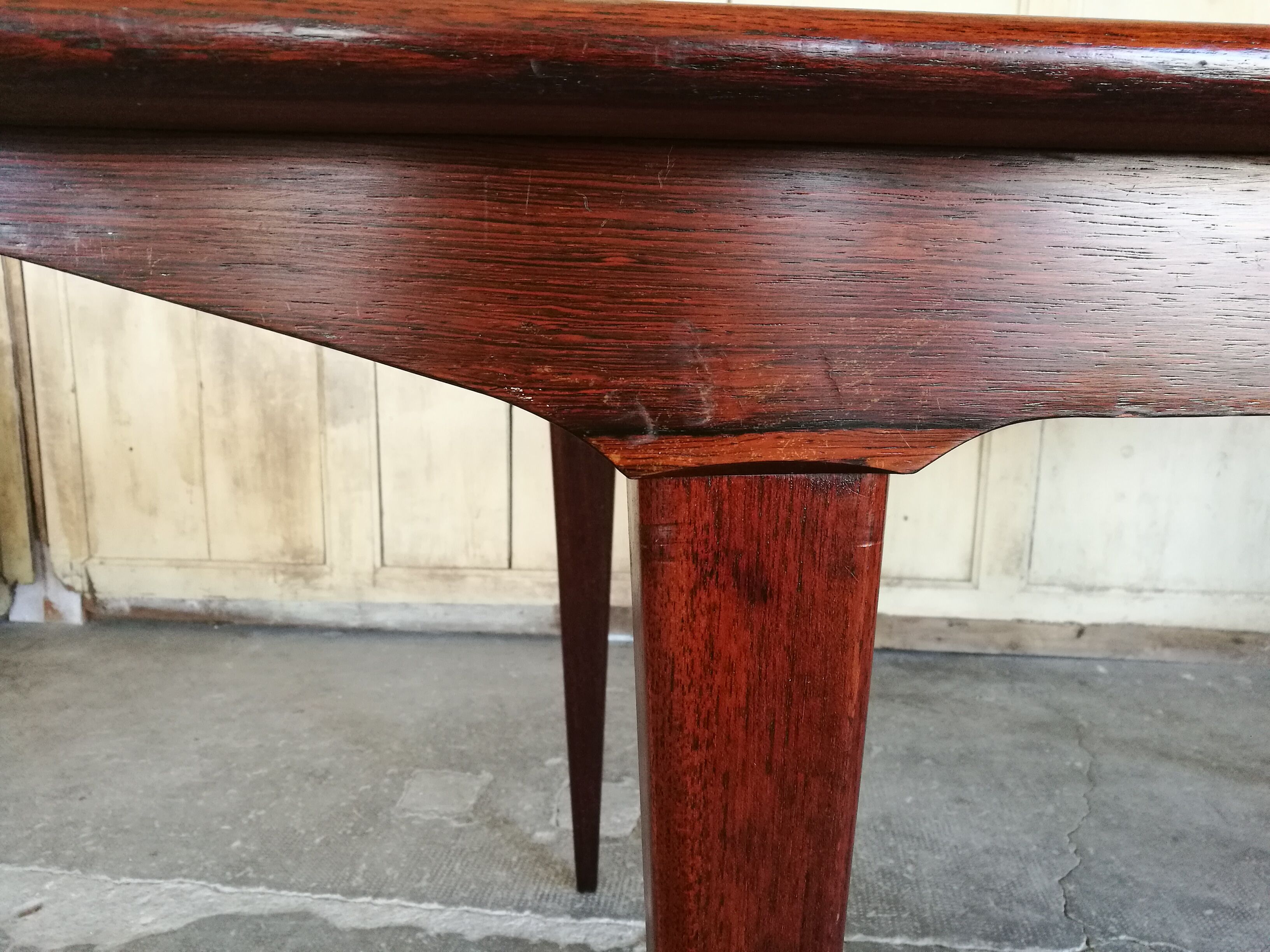 Scandinavian dining table in rosewood