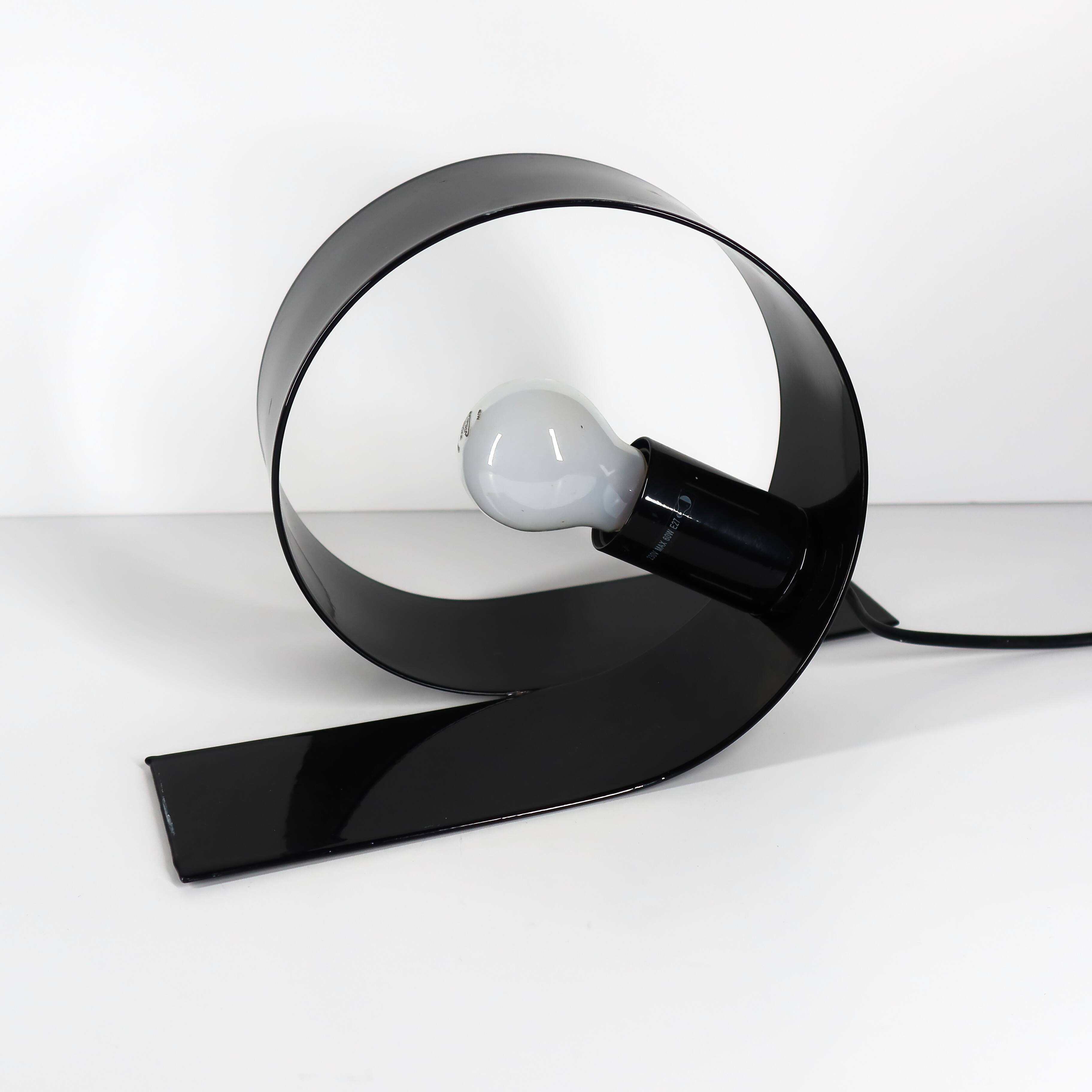 Massive Looping Table Lamp