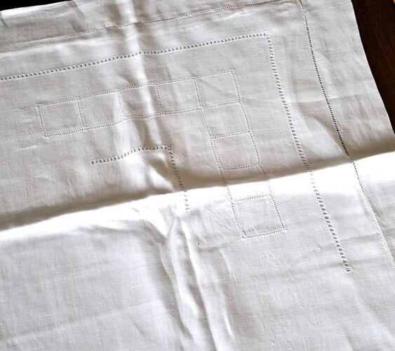 Taie d'oreiller vintage en coton blanc ajouré  75x75