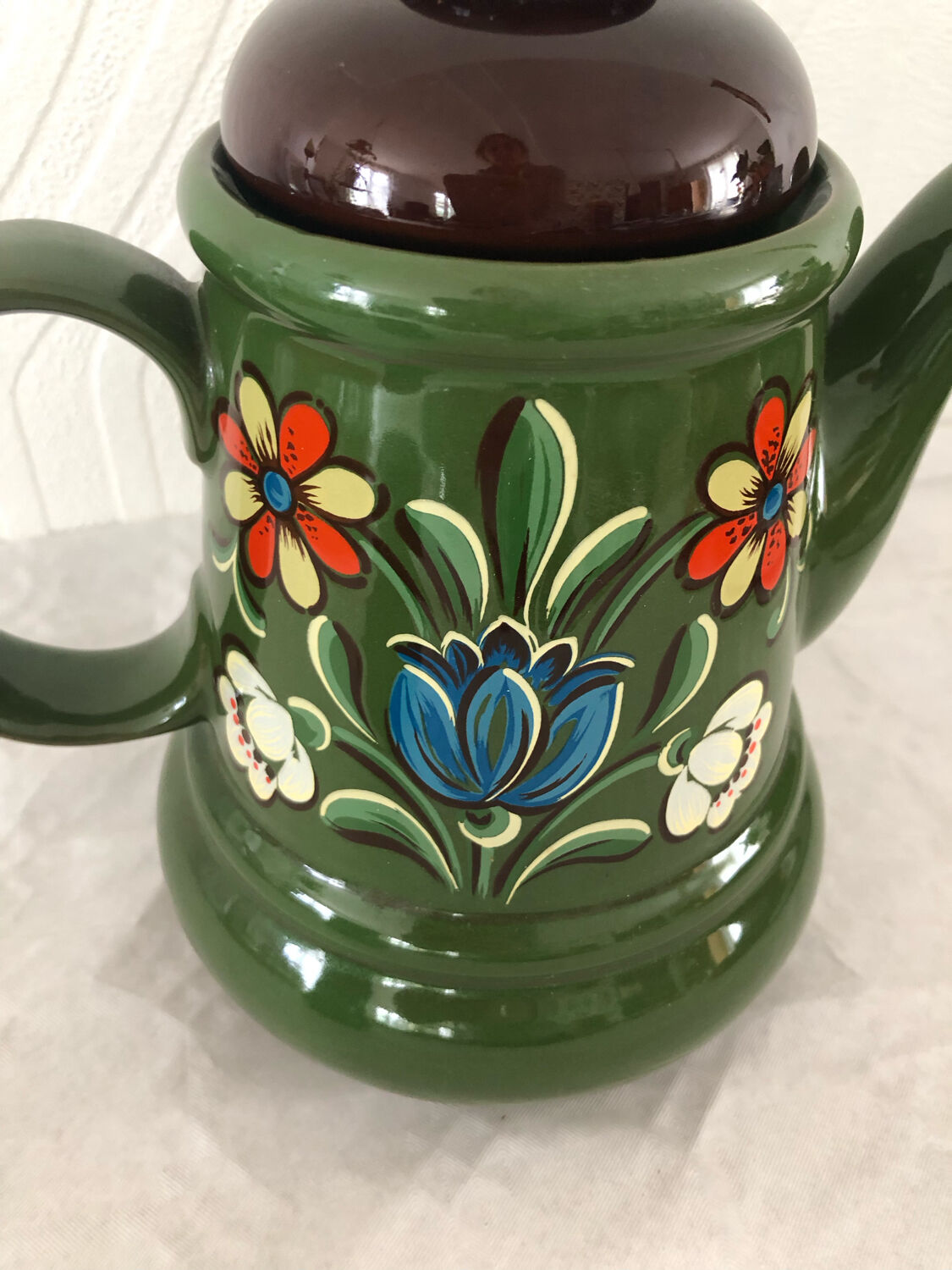 Set with coffee maker sugar milk pot and vintage Winterling plates