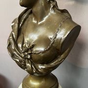 Léopold Harzé (1831–1893). Bronze bust of a young woman on a marble base. Belgium. Dated 1878.