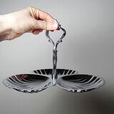 Vintage three-bowl server in silver-plated metal, shell decoration 1970-80.