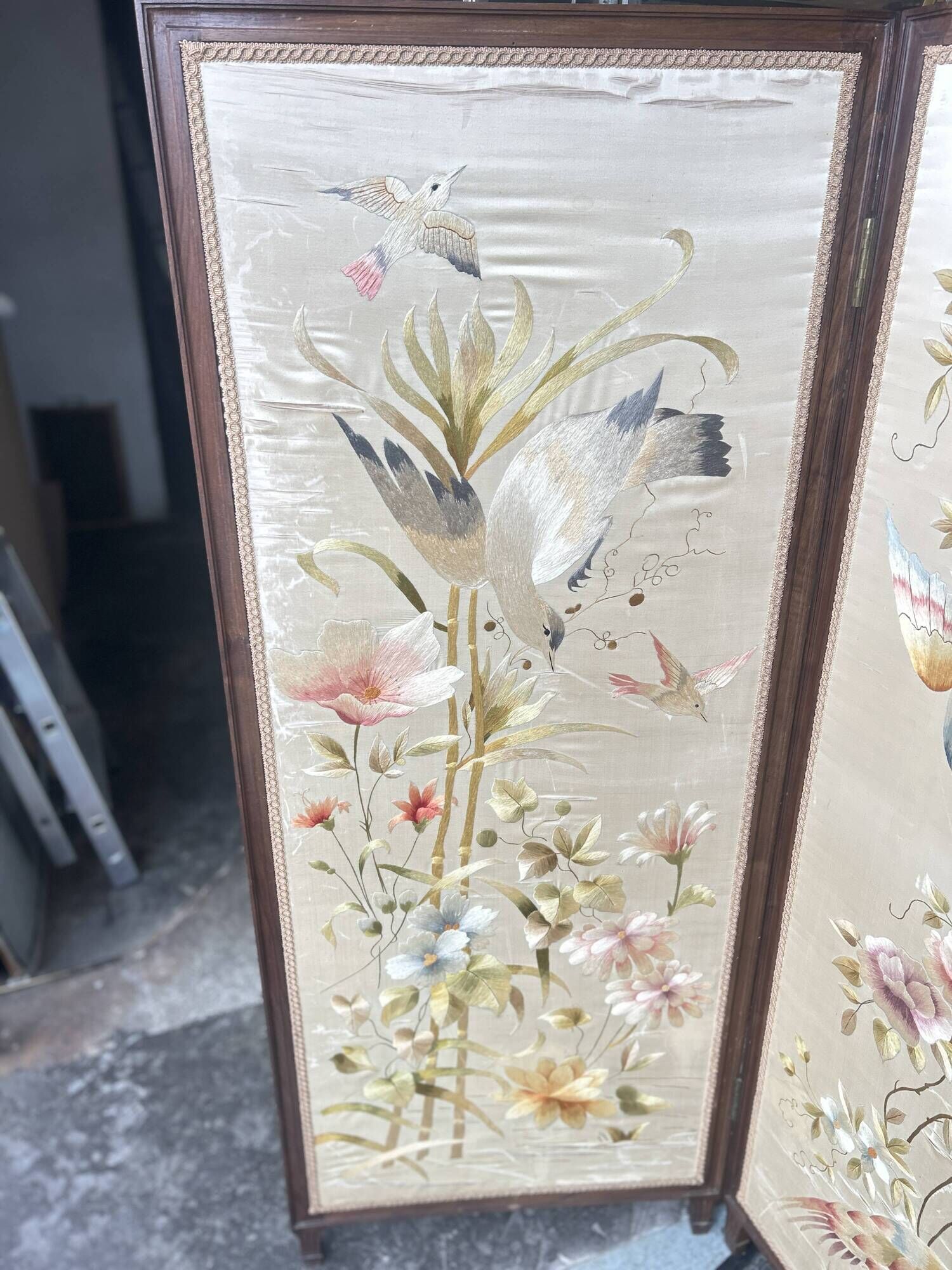 Paravent de Style Louis XVI , bois et soie