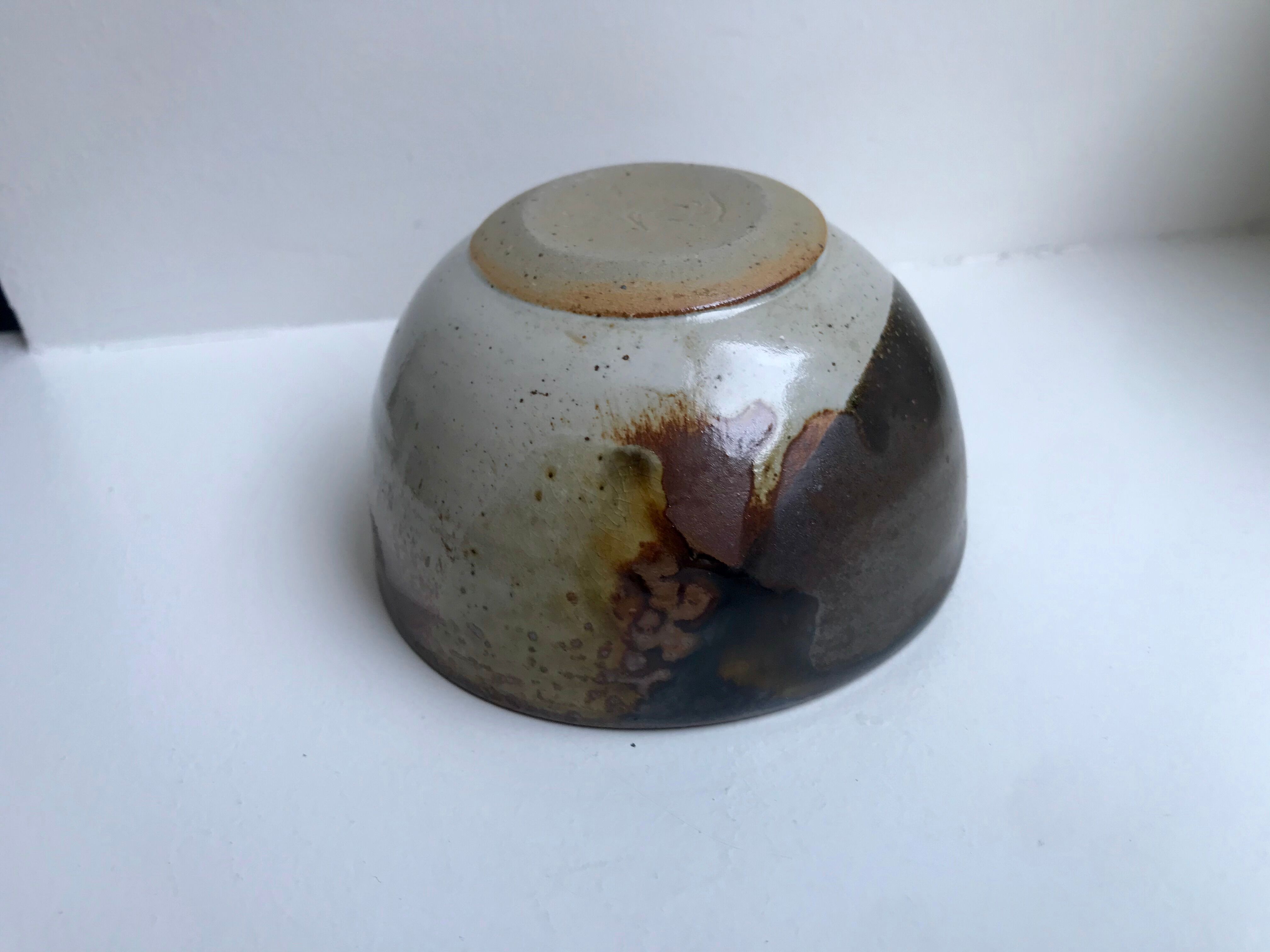 Small glazed pottery ceramic bowl signed 60s-70s
