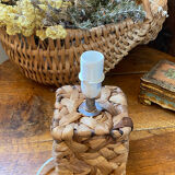 Lamp, natural weaving in water hyacinth fibre.