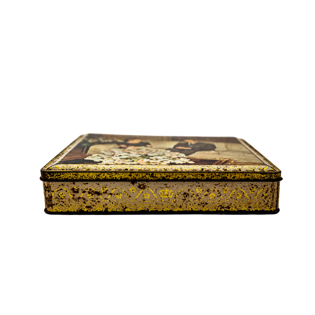 Delacre Albert and Paola cookie box
