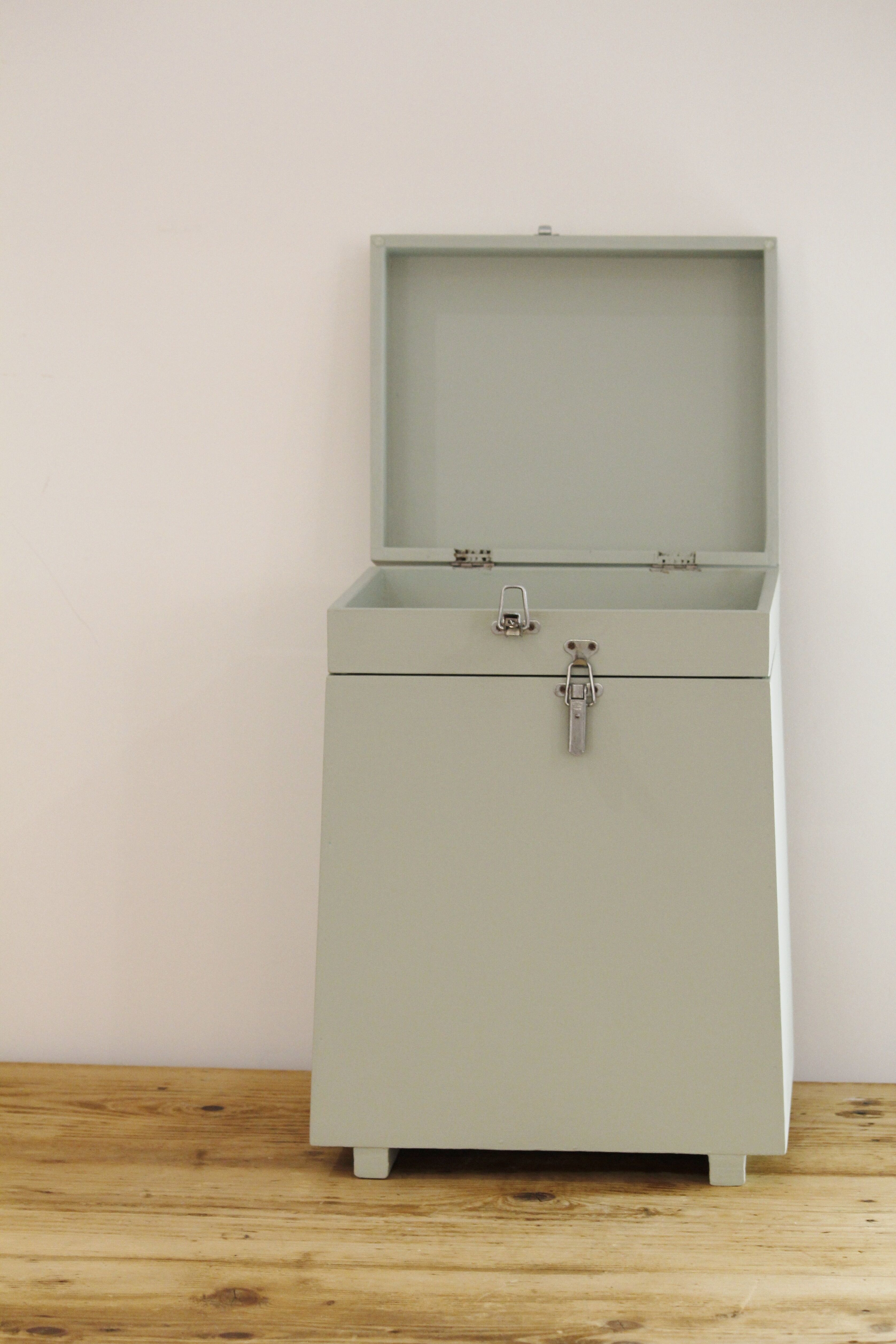 Safe green vintage  water