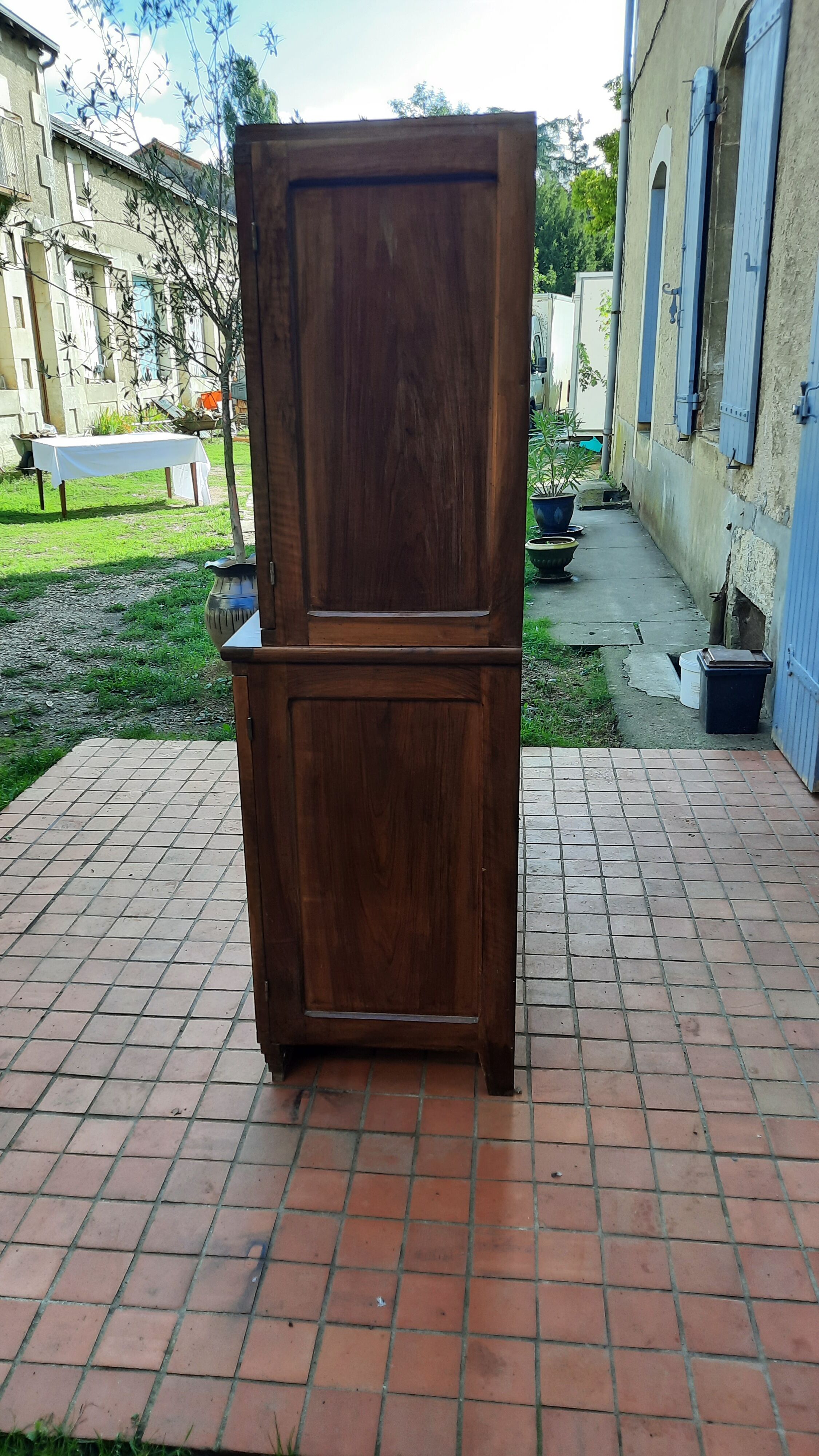 Buffet 2 vintage body