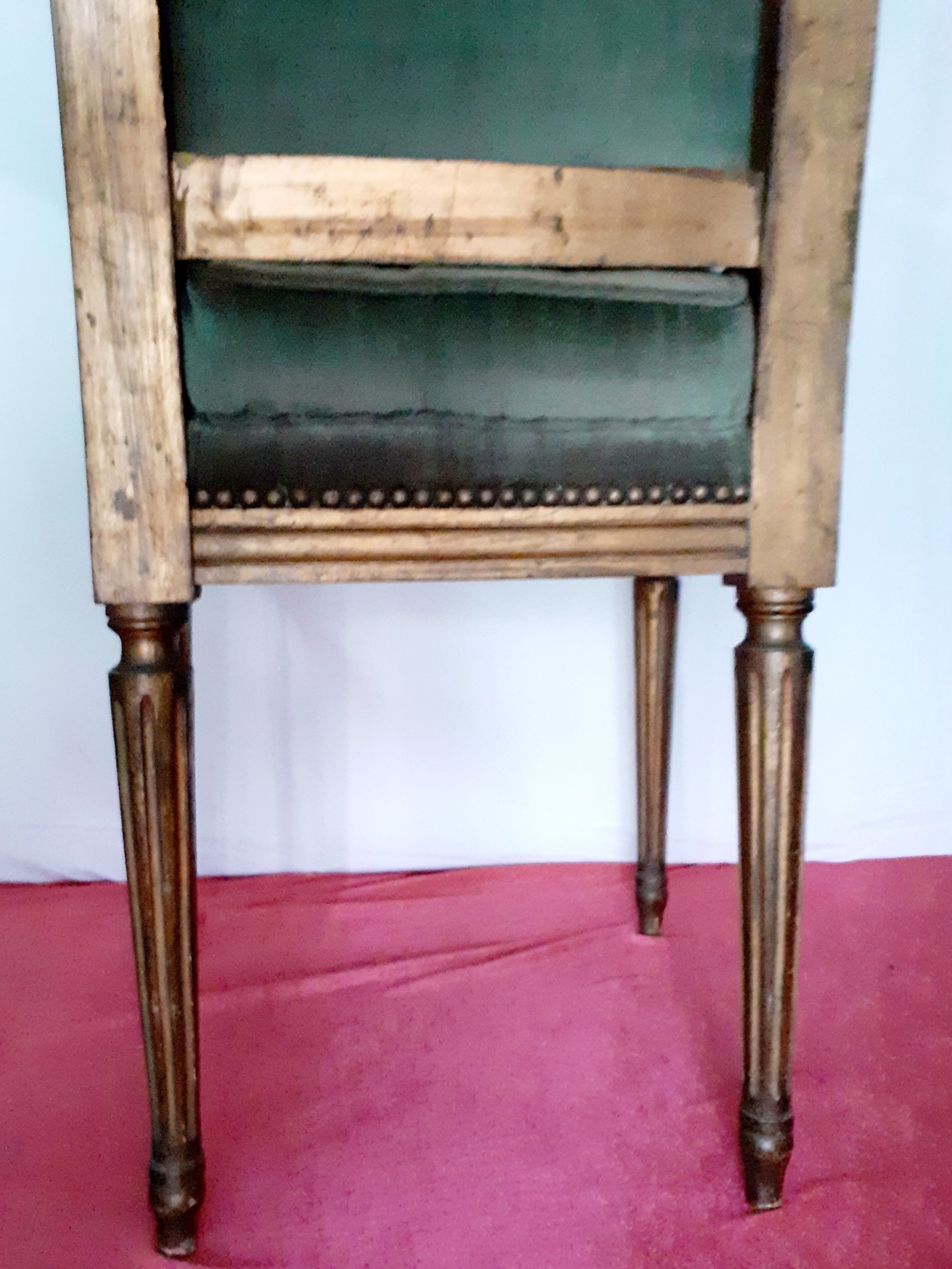 Former gilded woodwork chair