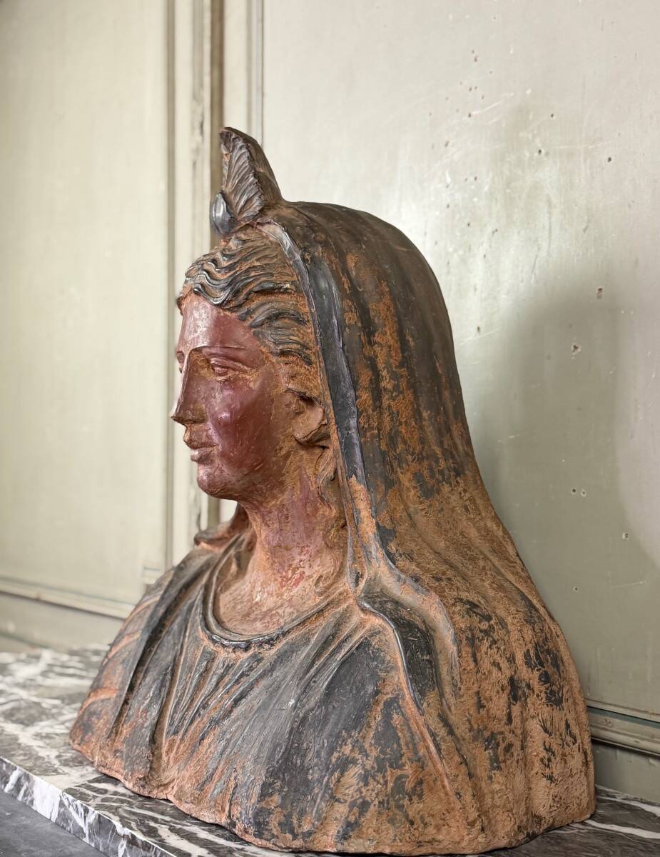 Etruscan-style terracotta bust, large-scale object, 19th century