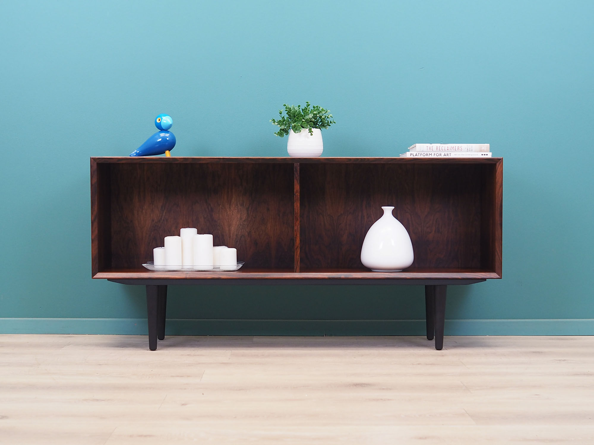 Rosewood bookcase, Danish design, 1970s, manufactured by Brouer Møbelfabrik