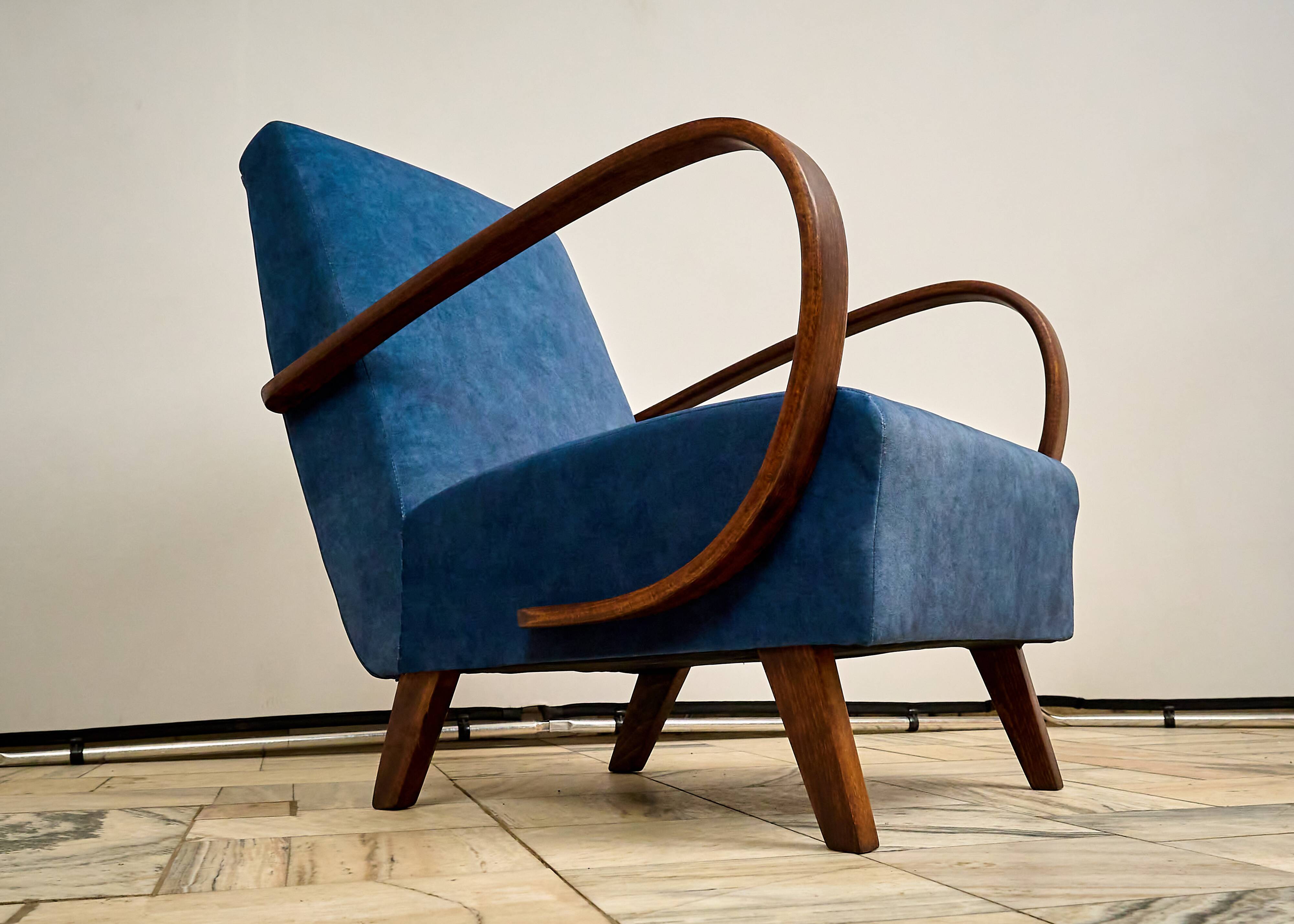 Jindrich Halabala armchair, Czechoslovakia 1940s