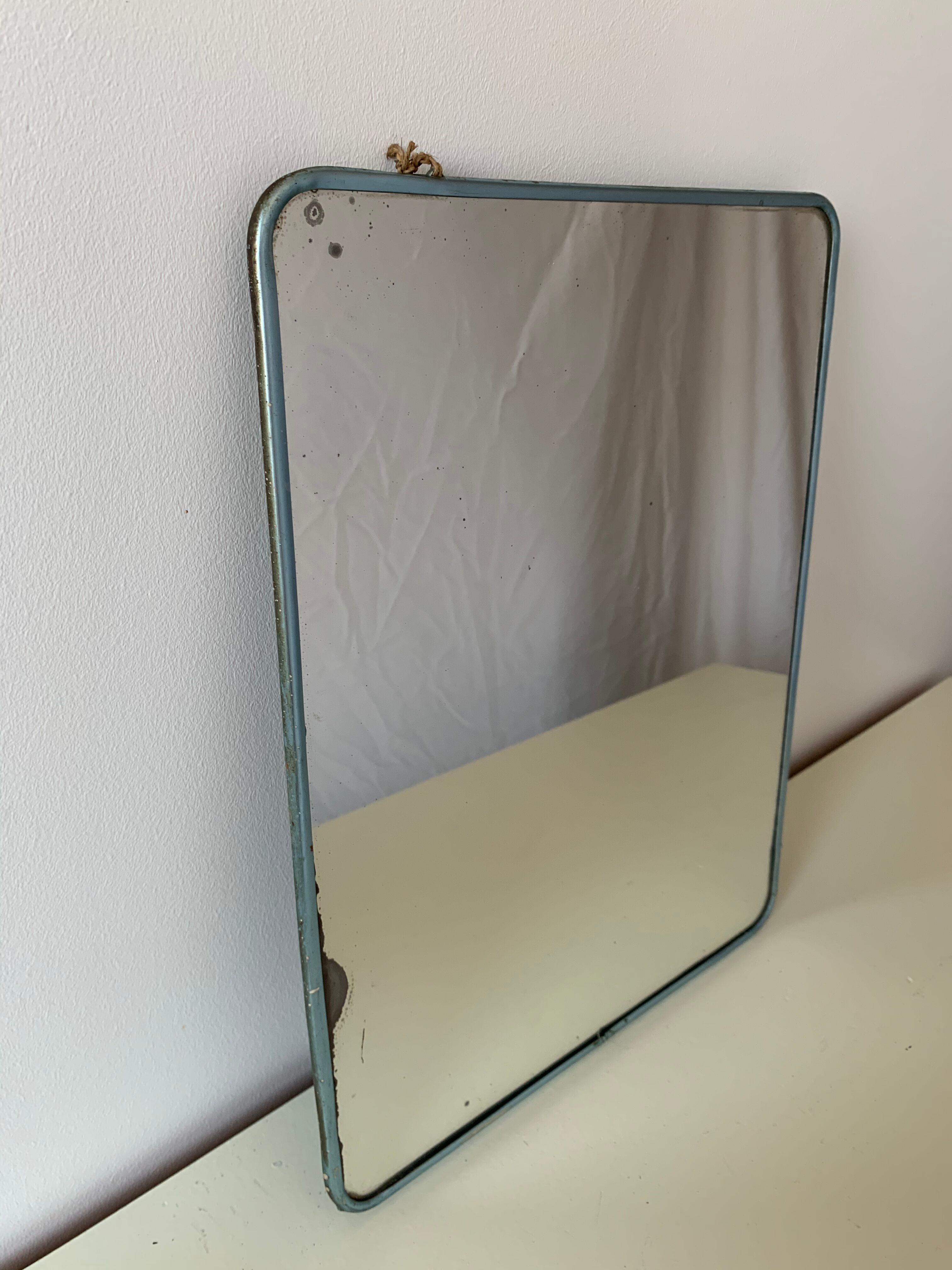 Miroir de barbier avec chaînette 30x39cm