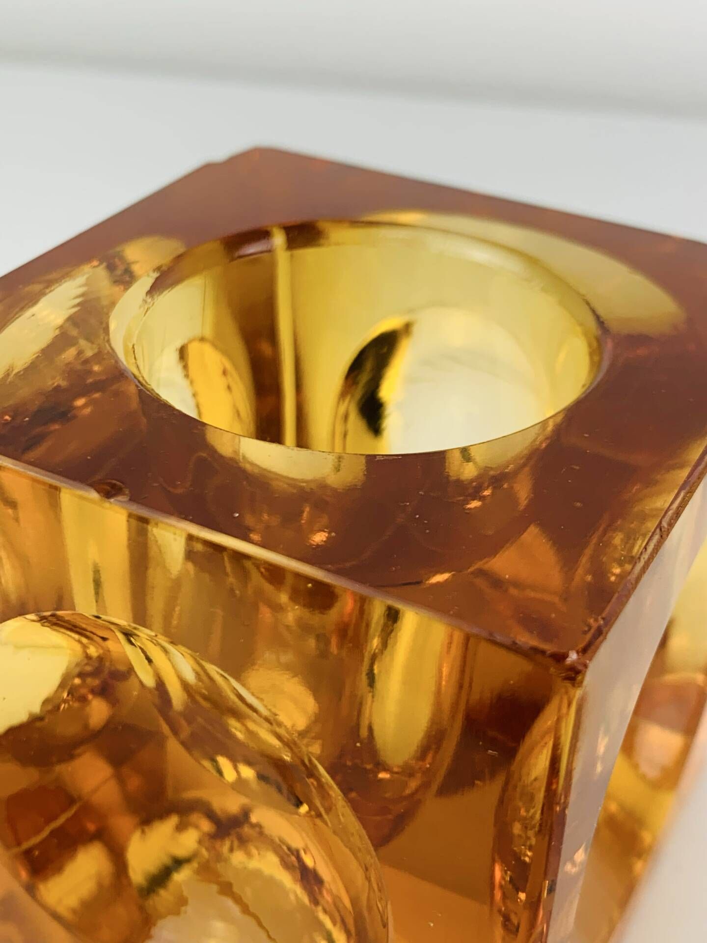 Bougeoir ice cube verre ambré années 60