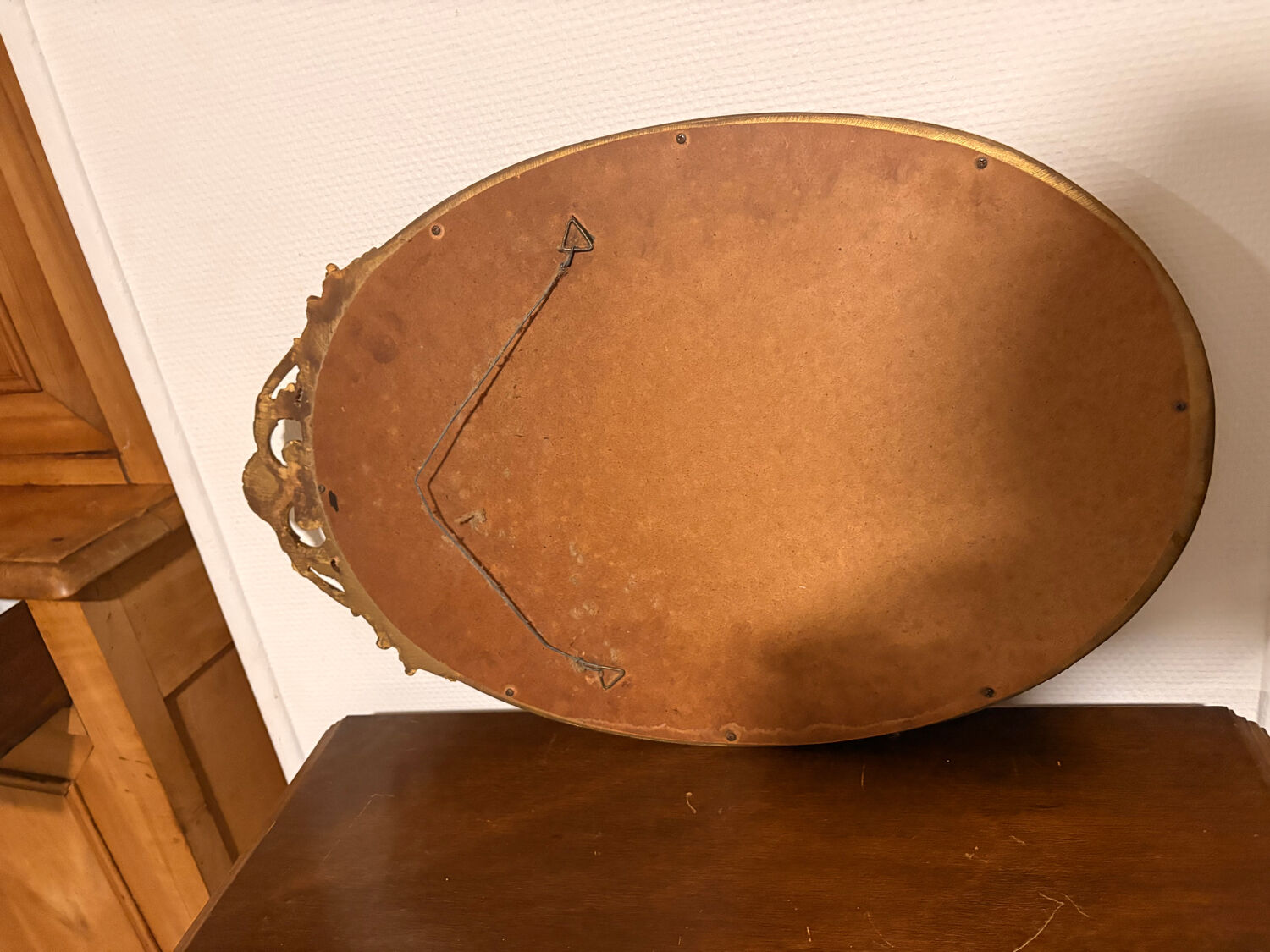 Antique Oval Round Golden Mirror in Wood Louis XVI Style Rocaille Pediment