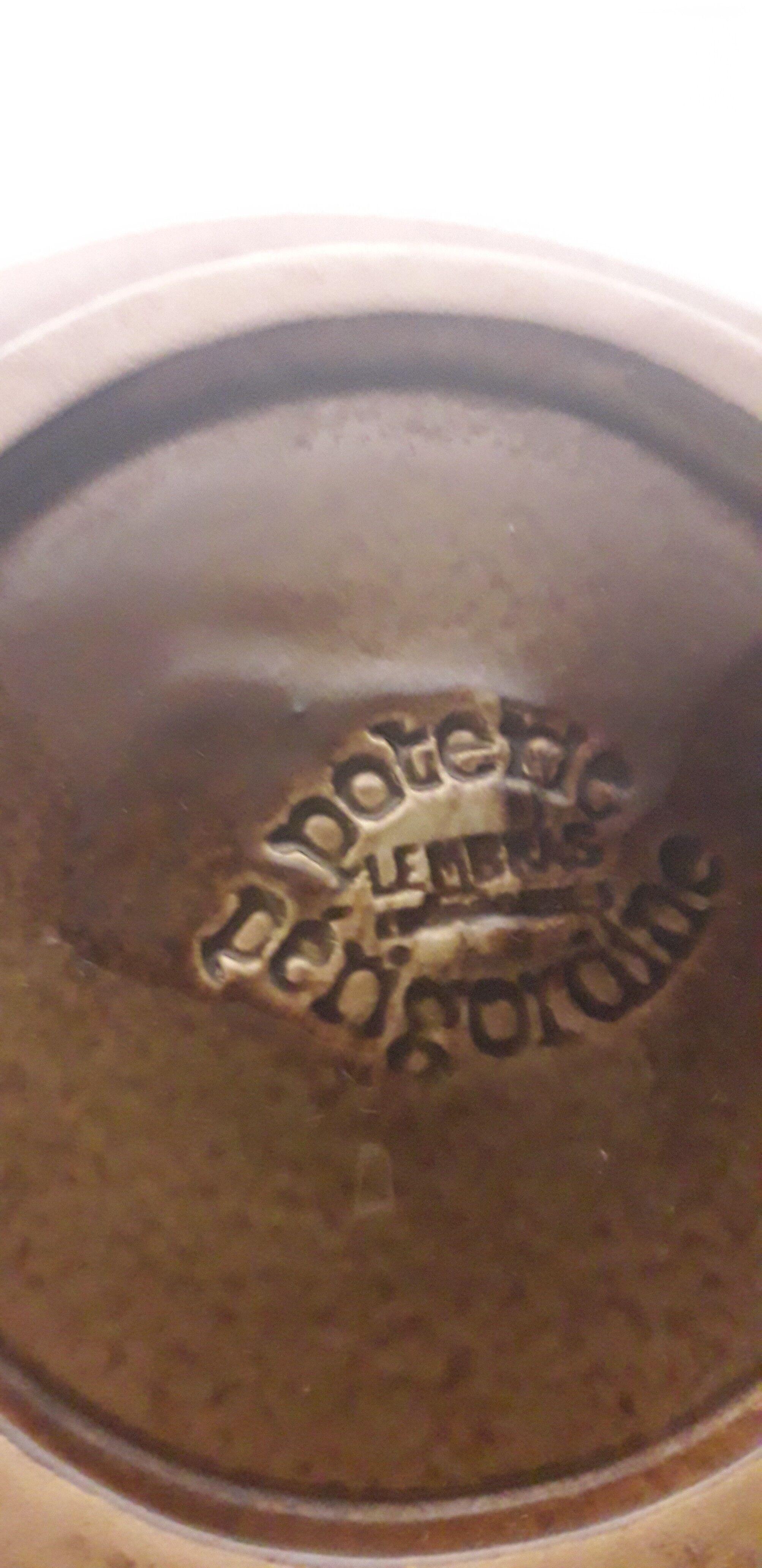 Empty ceramic pocket cup