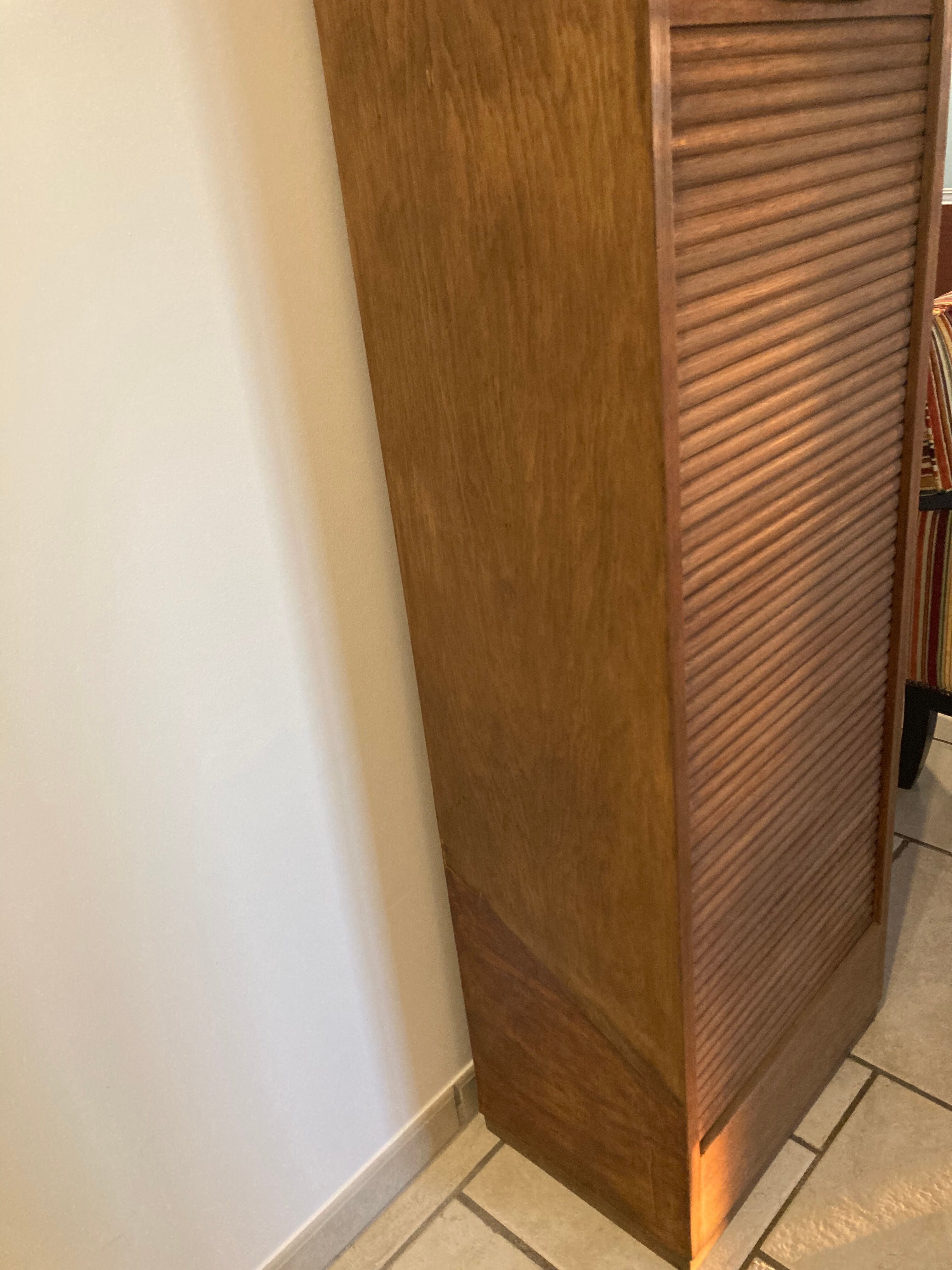 Simple curtain, notary binder