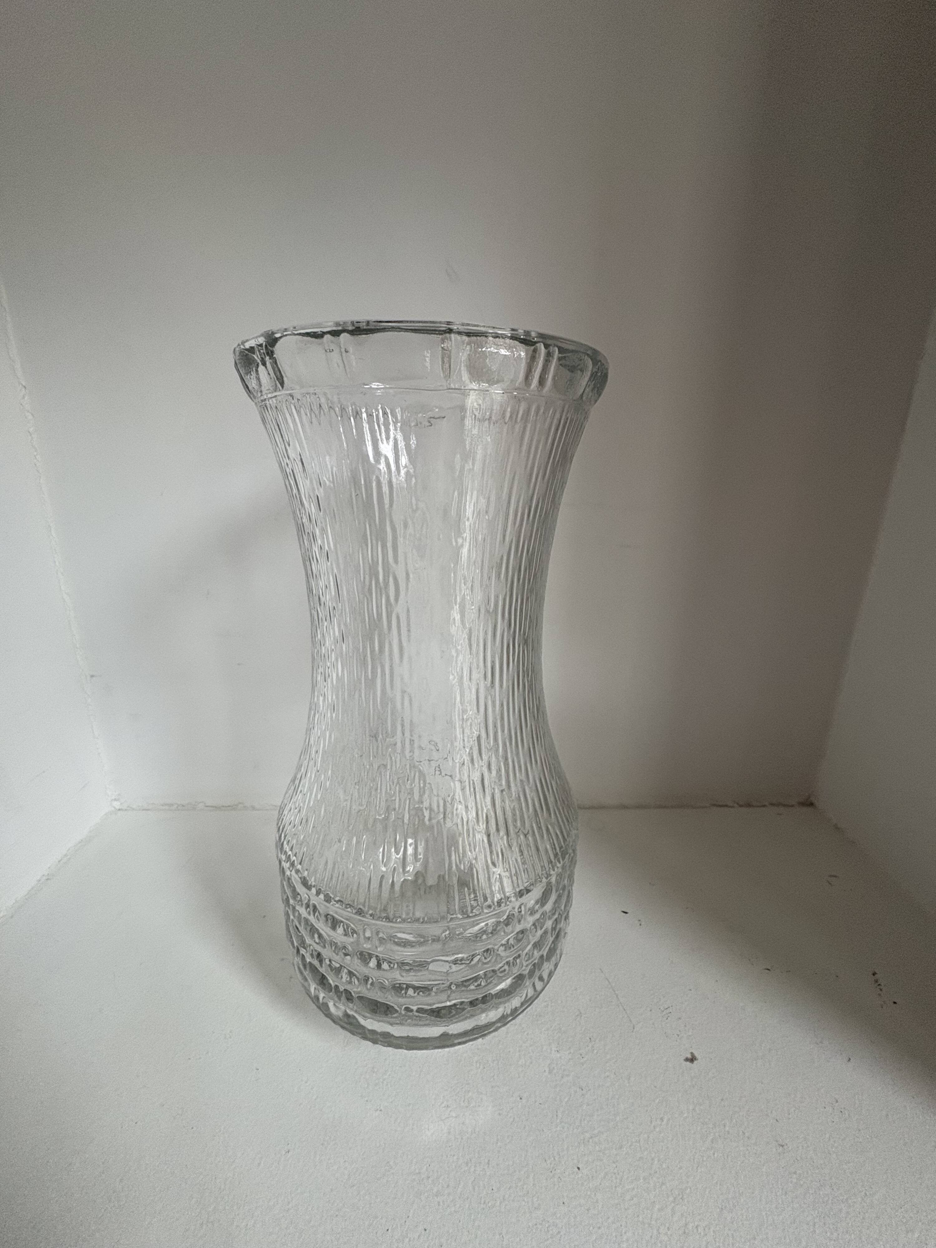 Set of 16 decorative items