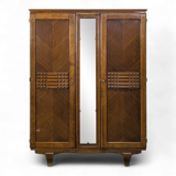 Reconstruction period ice cream cabinet