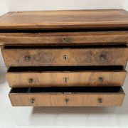 Louis Philippe chest of drawers in solid cherry wood, 19th century.