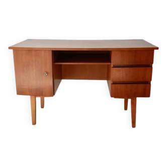 Bureau des années 50
