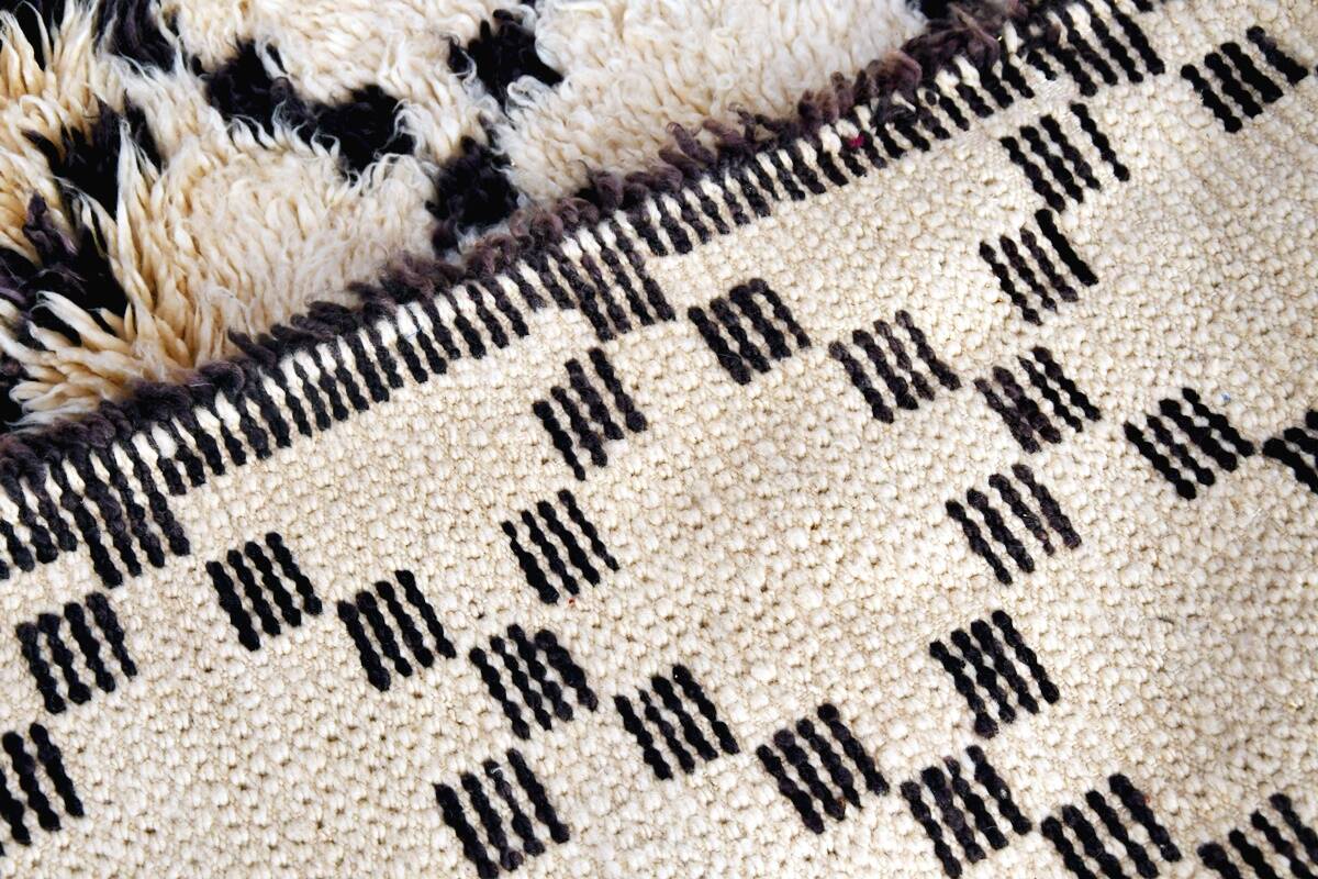 Vintage Beni Ouarain rug