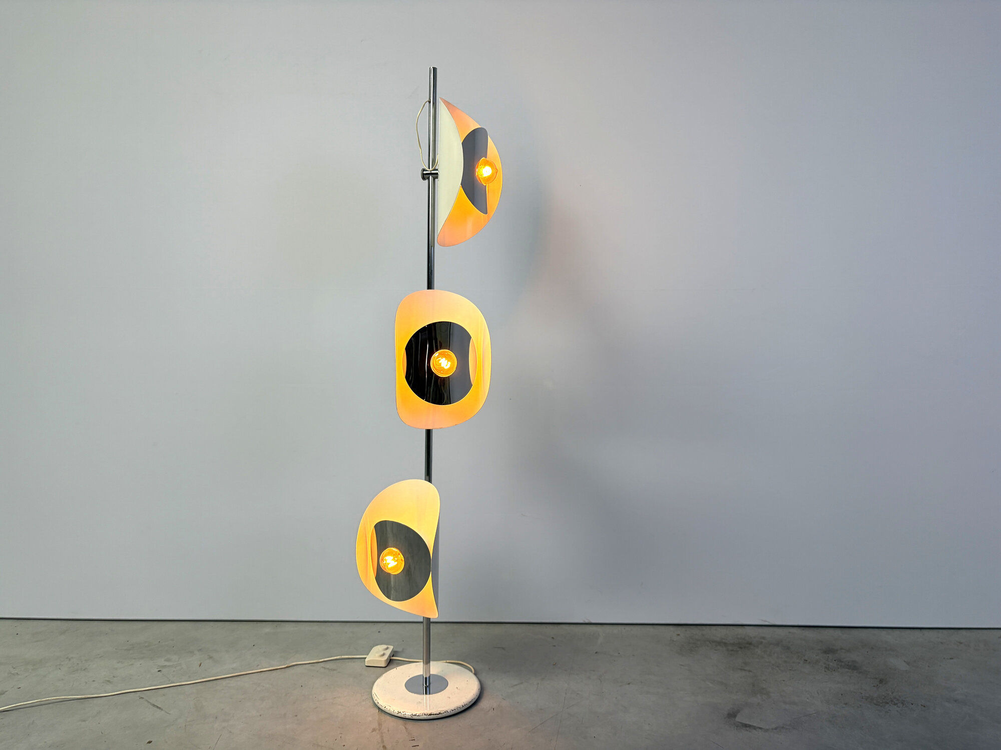 Mid century floor lamp by Brevetatto Italy, 1960s
