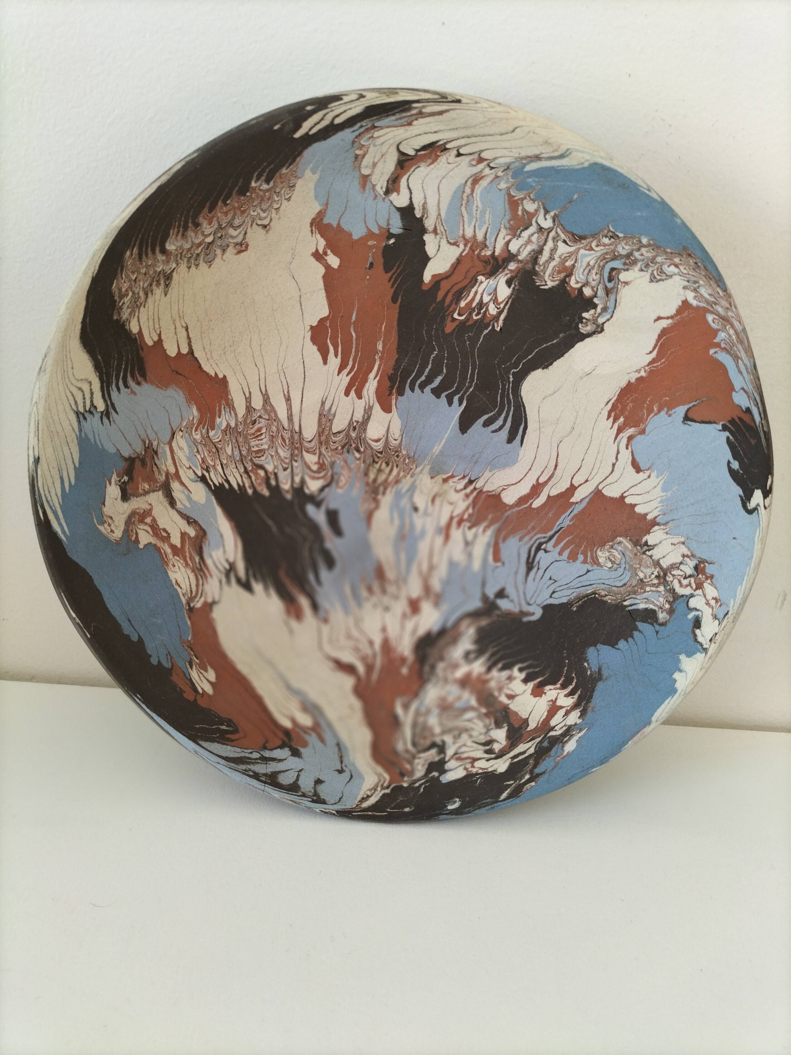 Mixed clay coupe from Apt – Signed Bernard – Polychrome marbled decoration