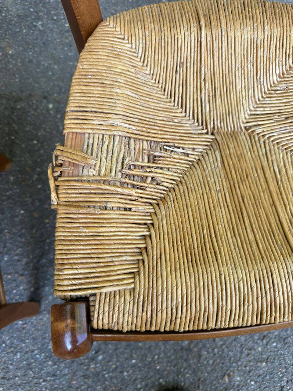 4 solid wood kitchen chairs with rush seats