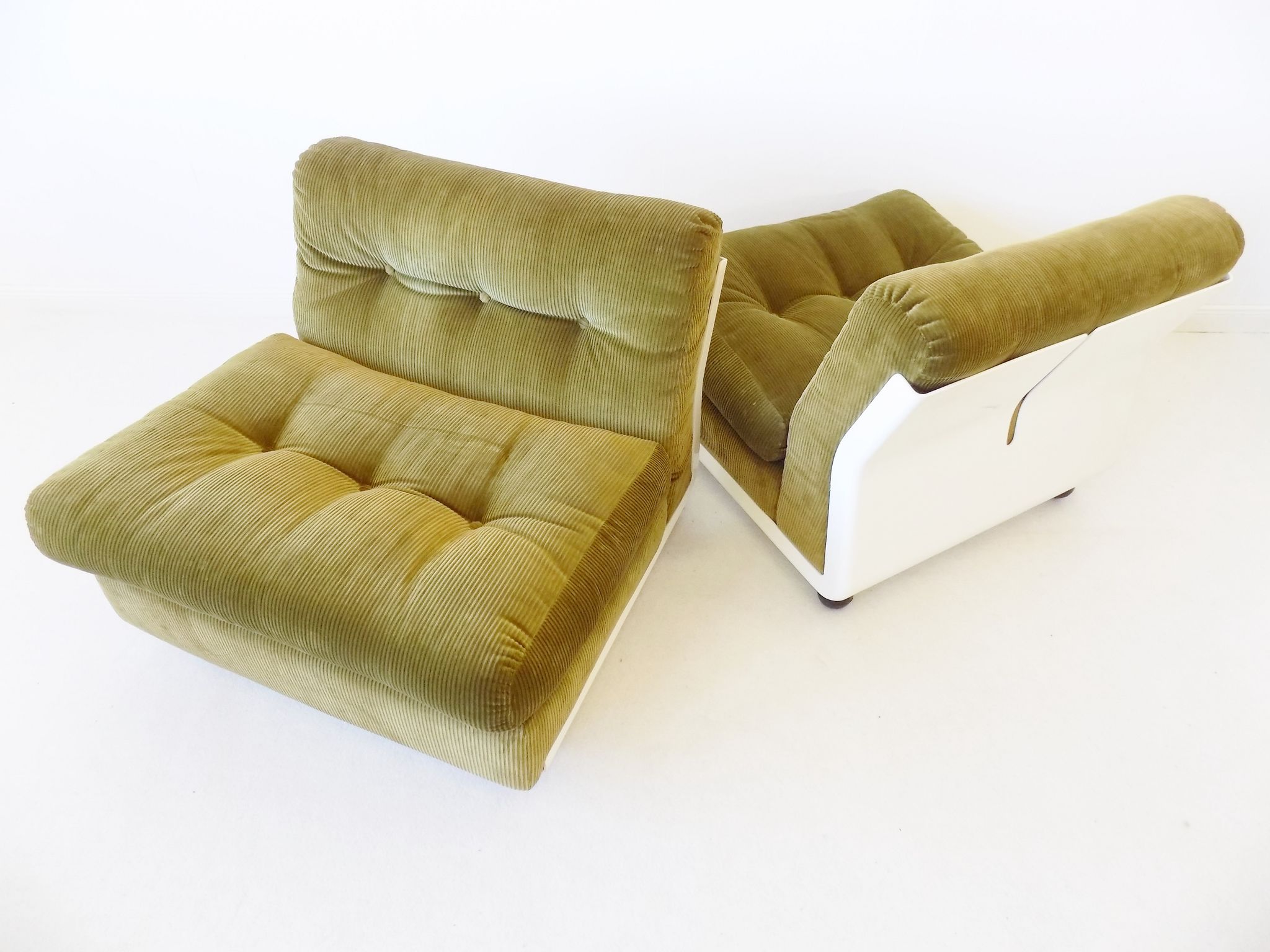 Ensemble de 2 chauffeuses de Mario Bellini 70s