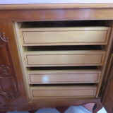 Louis XV style chest of drawers in walnut and marquetry