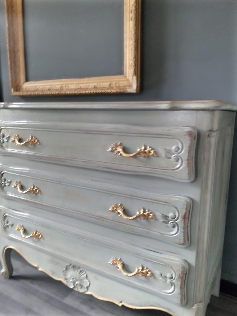 Louis XV-style patinated grey chest of drawers