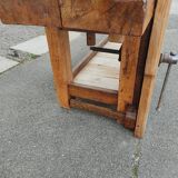 Carpenter's workbench