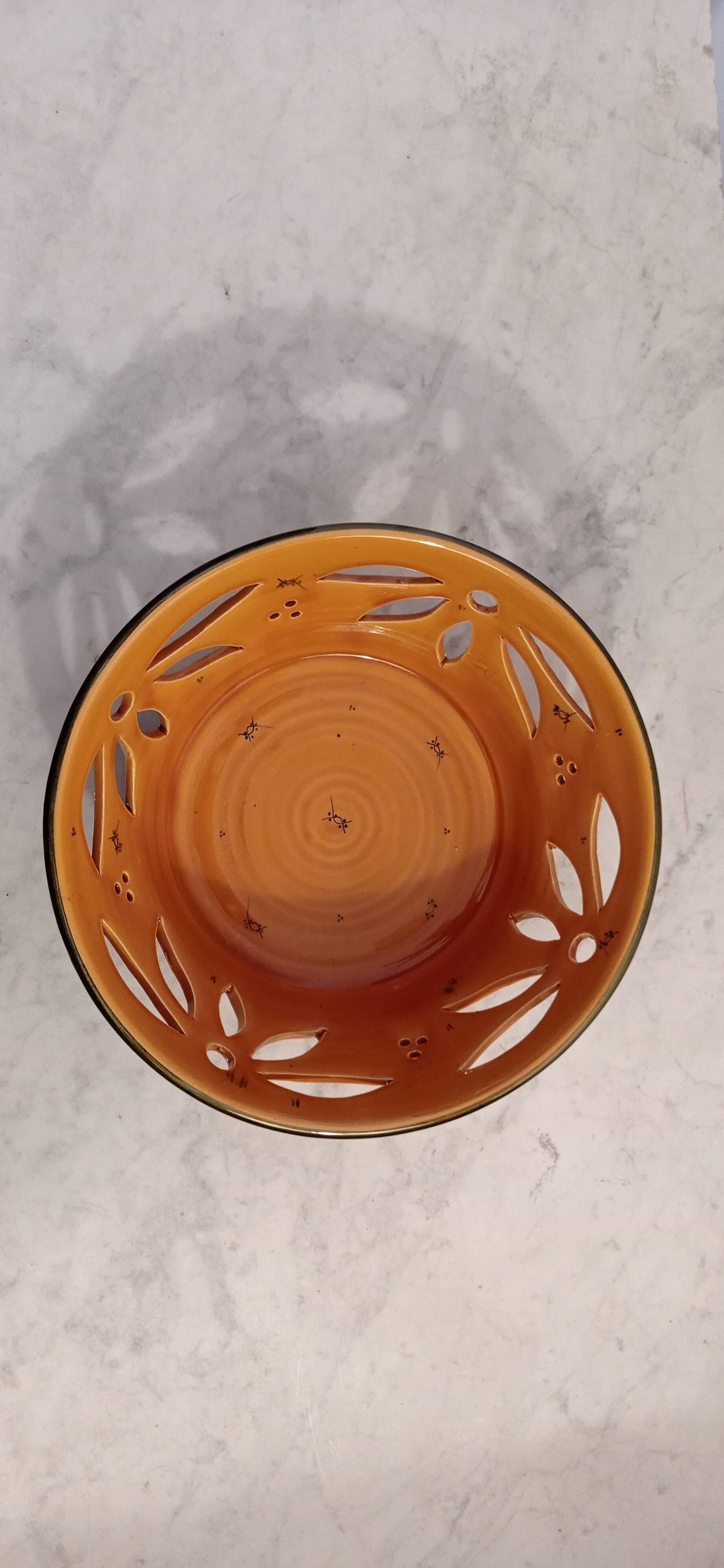 Enamelled earthenware fruit bowl