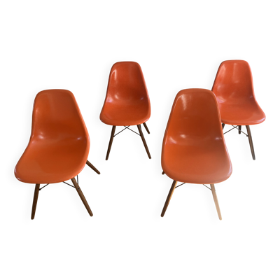 4 Chaises Charles & Ray Eames Herman Miller DSW orange