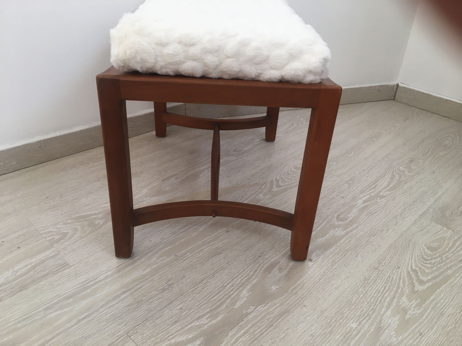 Scandinavian footrest