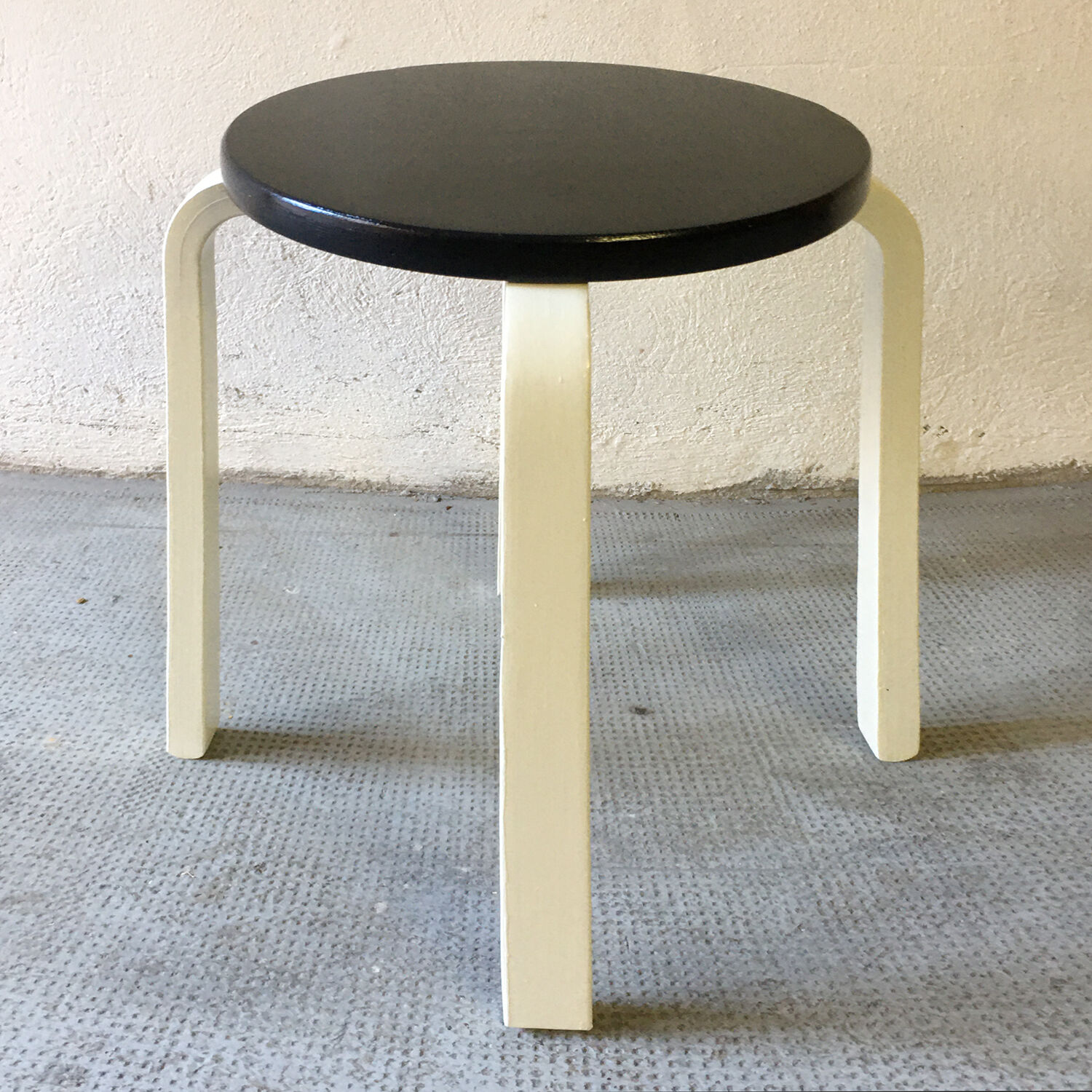 Two-tone Scandinavian stool