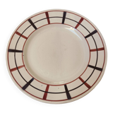 Saint Amand mounted plate