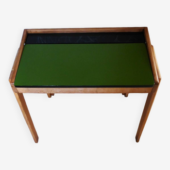 Small children's desk with compass feet