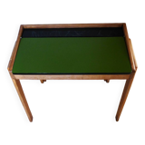 Small children's desk with compass feet